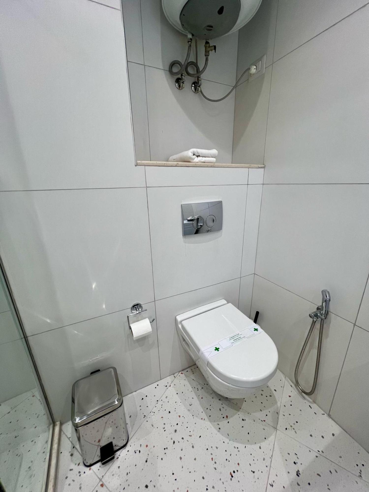 Apartament Metropolitan Charm: Cozy 1br In 7min To Skanderbeg *