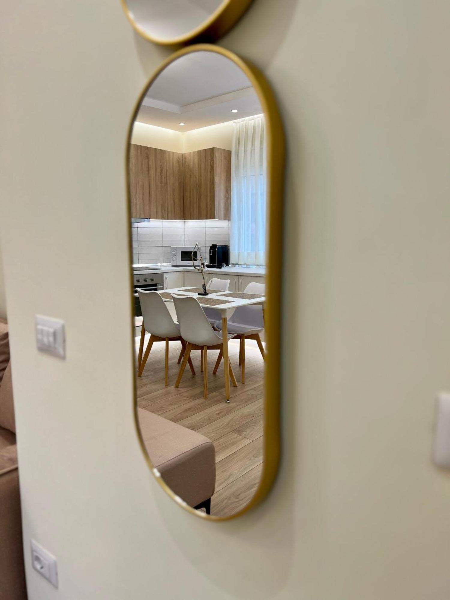 Metropolitan Charm: Cozy 1br In 7min To Skanderbeg *