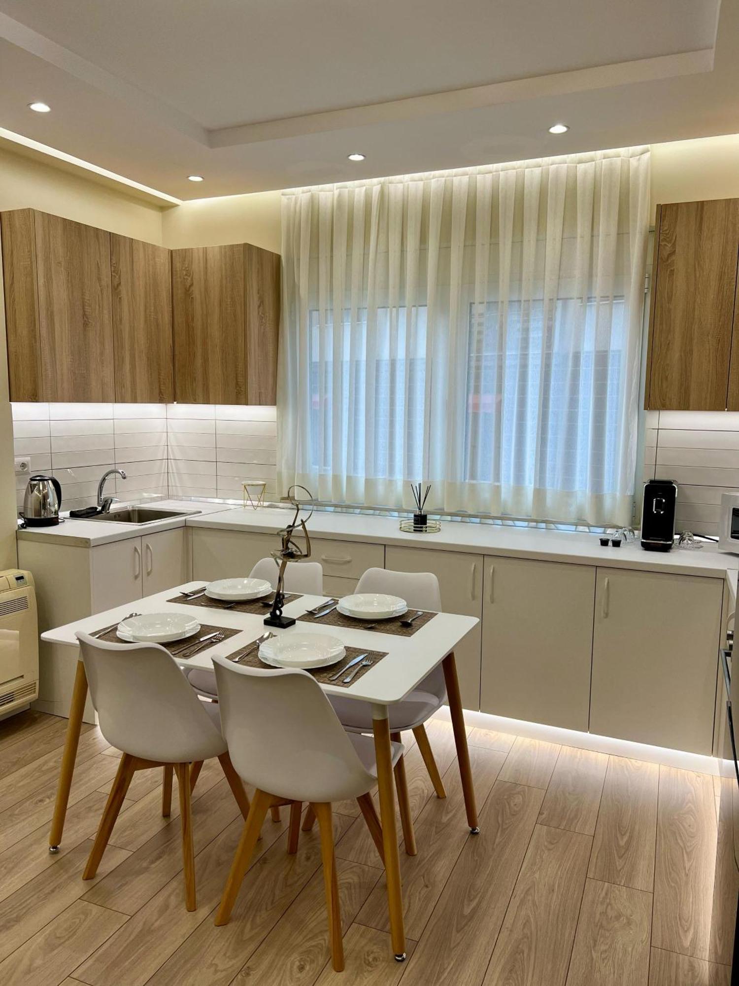 Metropolitan Charm: Cozy 1br In 7min To Skanderbeg Tirana